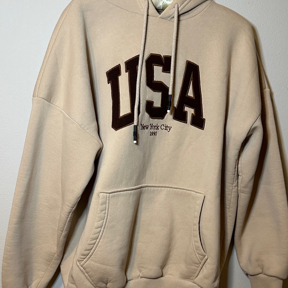 Beige USA New York City Hoodie Unisex - Perfect For 4th Of July - Picture 9 of 9